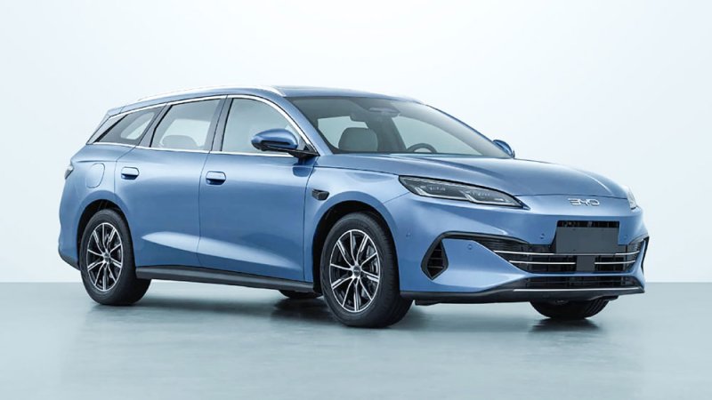 “BYD” الصينية تكشف عن سيارتها الجديدة من طراز “ستيشن واجن” الهجينة القابلة للشحن “سيل 06 DM-i”