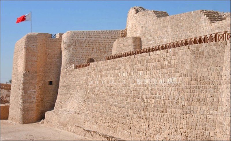 طقس حار نهاراً ومعتدل ليلاً في مملكة البحرين