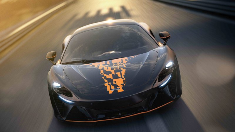 McLaren Artura 1000GP by MSO تحتفي بمحطة بارزة