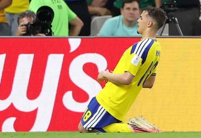 العياري: السويد بلدي الأول.. وسعيد جداً بالفوز على تونس