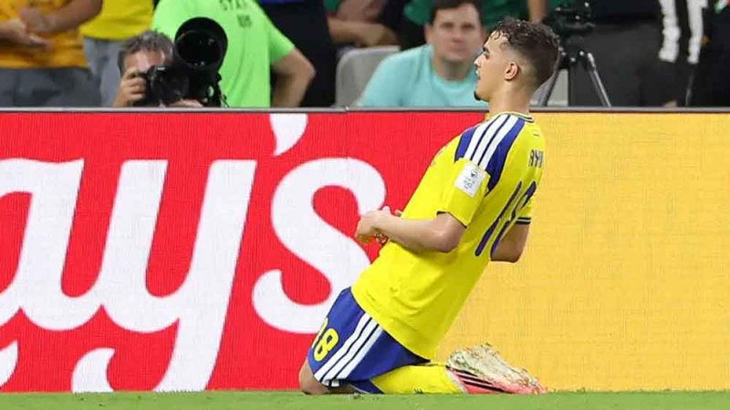 العياري: السويد بلدي الأول.. وسعيد جداً بالفوز على تونس