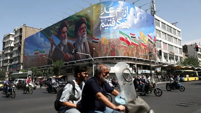 بعد الاتفاق مع أميركا.. تساؤلات حول الحاكم الفعلي لإيران