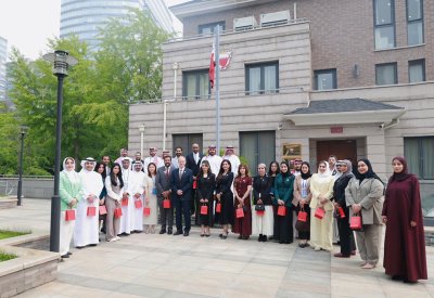 سفير مملكة البحرين لدى جمهورية الصين الشعبية يستقبل الوفد الإعلامي البحريني المشارك في ندوة التنمية المتكاملة لوسائل الإعلام والأخبار