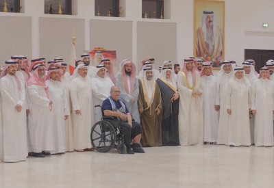 عوائل العمادي والريس والخياط وزمان والبراهيم تشارك بالتوقيع على وثيقة التأييد والولاء لجلالة الملك المعظم