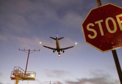 قطاع الطيران يخرج من الحرب محمّلًا بالخسائر.. وطريق التعافي قد تمتد لأشهر