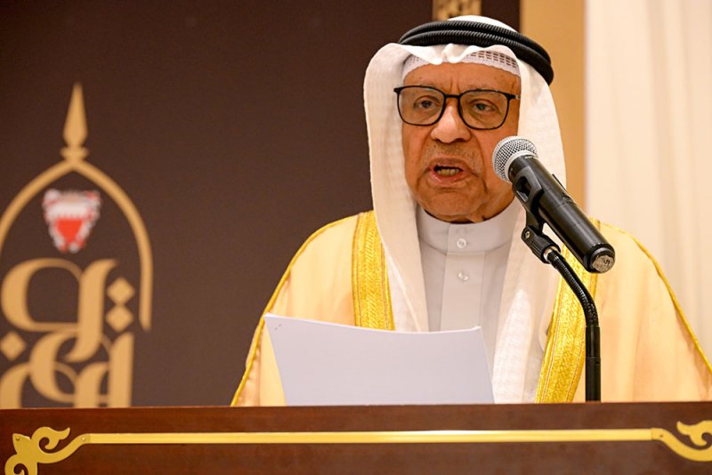 عقد اللقاء السنوي لموسم عاشوراء بمشاركة ممثلي الجهات الرسمية ورؤساء ومسؤولي المآتم بالمحافظات