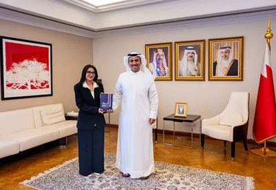 وزير الإعلام يستقبل الإعلامية مرام البردولي