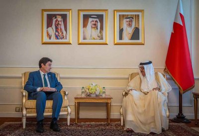 وزير الخارجية يستقبل مجموعة الصداقة الفرنسية - الخليجية
