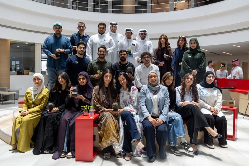 عقول خضراء تقود التغيير: "جامعة البحرين للتكنولوجيا" و"موئل الأمم المتحدة" يرسمان مستقبل الاستدامة بأيدي الطلبة
