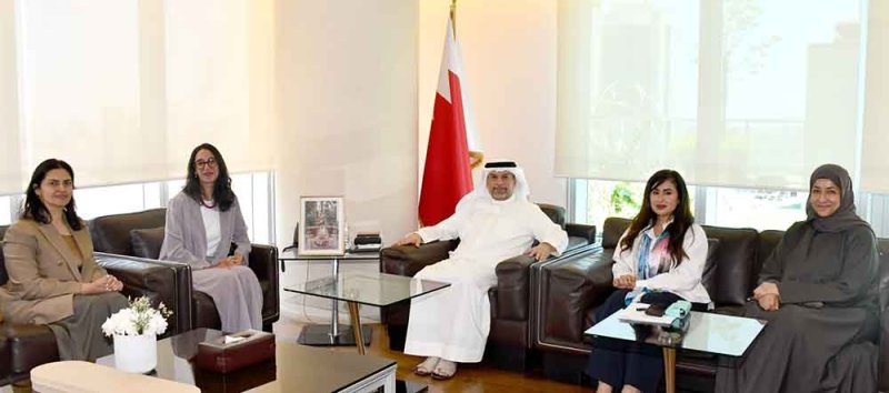 وزير النفط والبيئة يستقبل الممثل المقيم لبرنامج الأمم المتحدة الإنمائي (UNDP) لدى مملكة البحرين