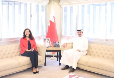وزير العدل والشؤون الإسلامية والأوقاف يستقبل سفيرة جمهورية مصر العربية لدى مملكة البحرين