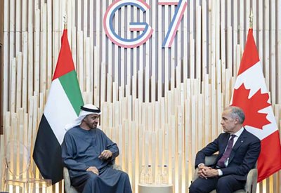 رئيس دولة الإمارات يبحث مع رئيس وزراء كندا القضايا الإقليمية والدولية