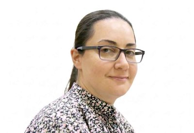 رئيسة جمعية البحرين للقطط: تعذيب الحيوانات من أجل الضحك والترند جريمة أخلاقية تستوجب المساءلة