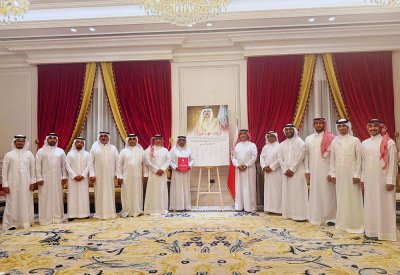 عائلة محمد الأنصاري تجدد البيعة والولاء للملك المعظم عبر وثيقة وطنية