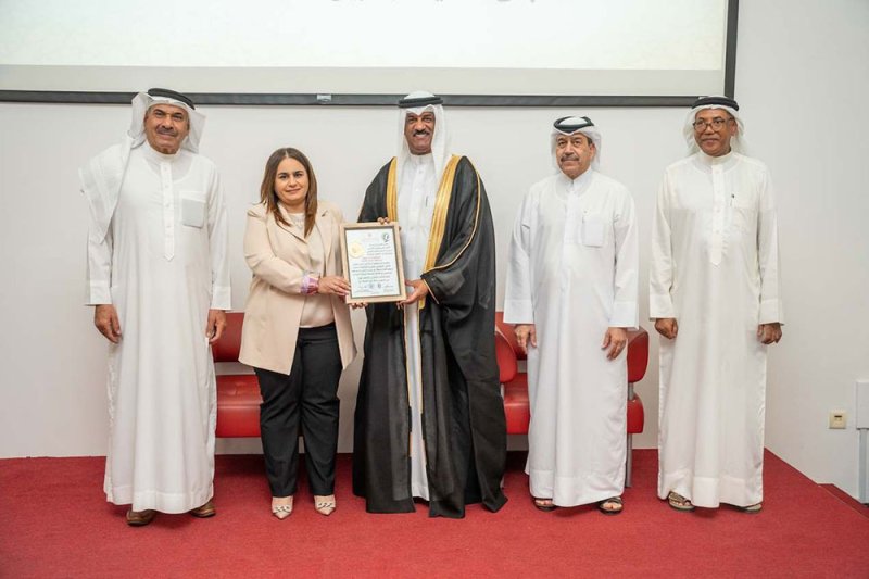كلية البحرين الجامعية تستضيف حفل ختام ملتقى البحرين للإعلام والتطوع وتتوج بوسام فرسان العطاء الوطني
