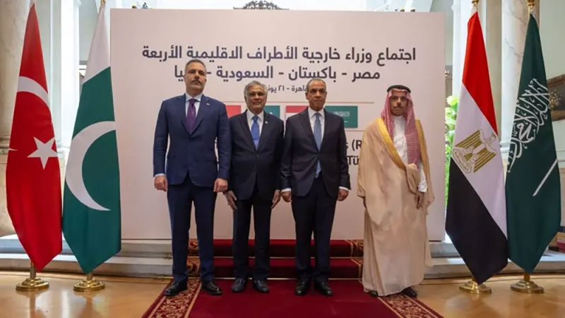 يضم السعودية.. اجتماع رباعي بالقاهرة يبحث جهود خفض التصعيد بالمنطقة