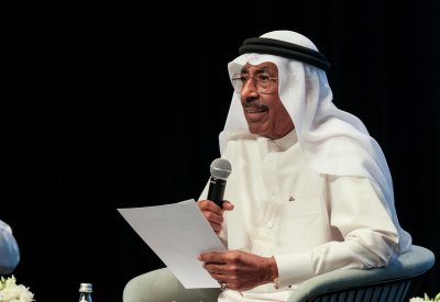 هيئة البحرين للثقافة والآثار تنعى الشاعر البحريني علي عبدالله خليفة