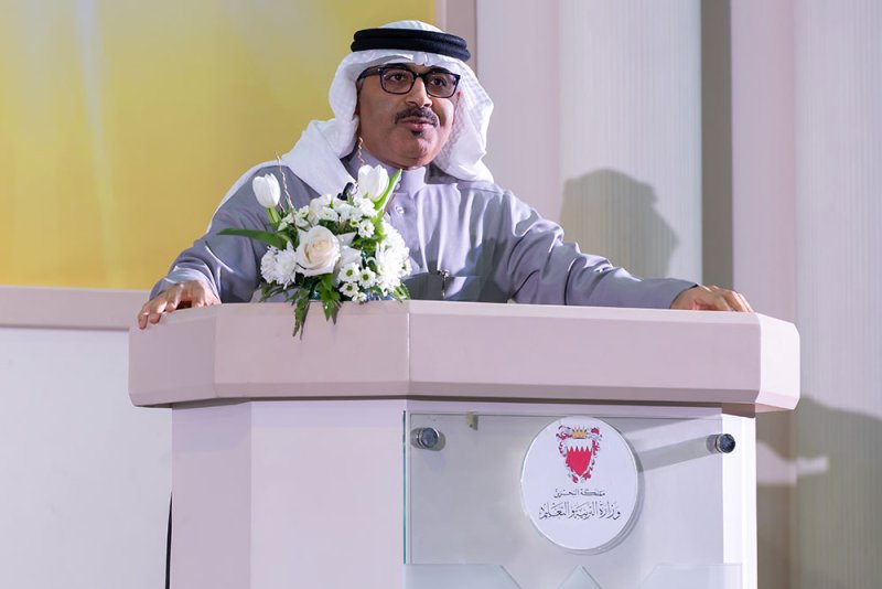 وزير التربية والتعليم يلتقي أولياء أمور الفوج الأول من طلبة البكالوريا الدولية للسنوات المتوسطة