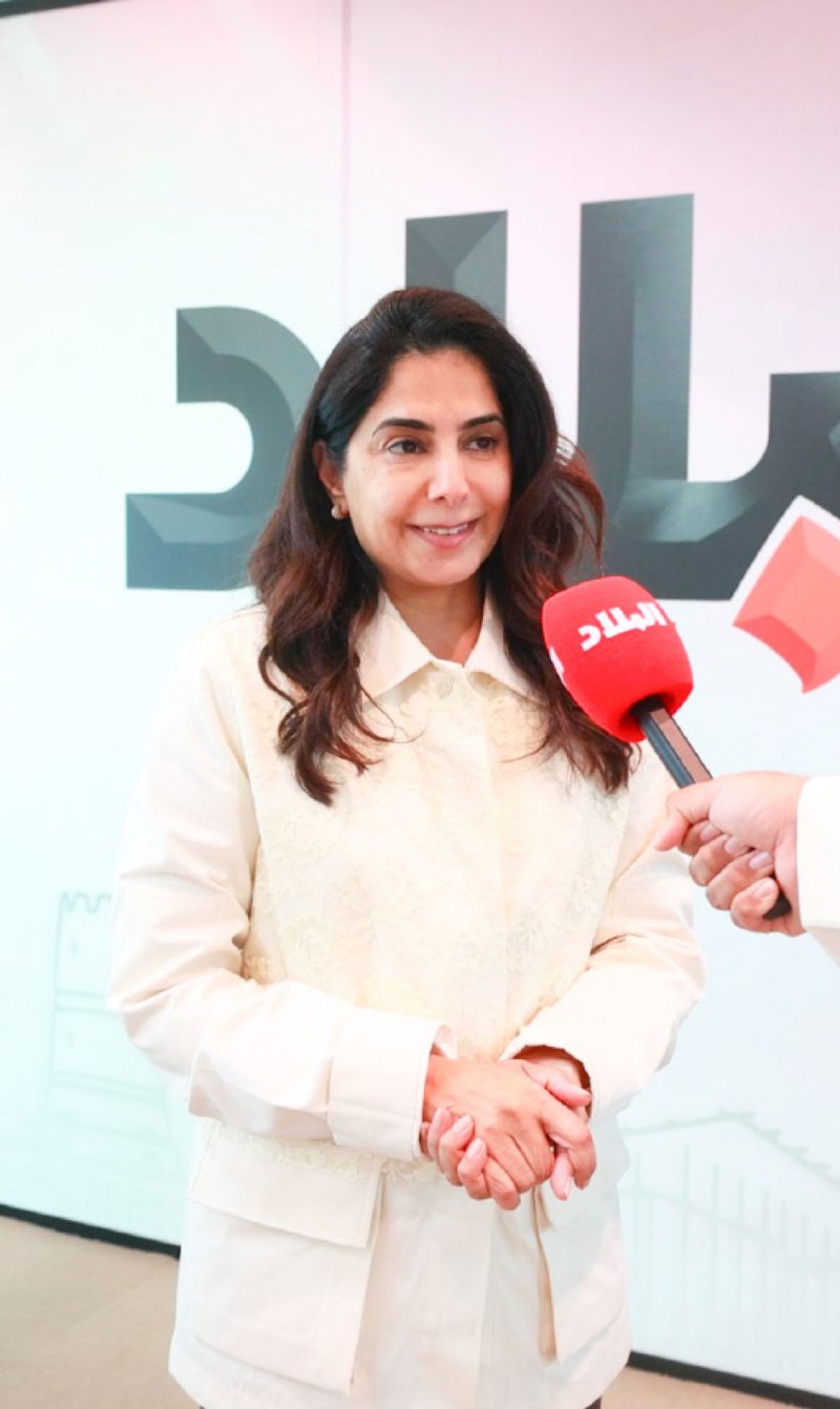 مروة بنت راشد: الفن التشكيلي نافذة للتواصل الإنساني