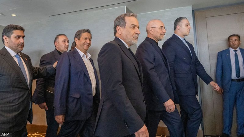 إيران تنهي محادثات سويسرا.. وتعيد وفدها المفاوض