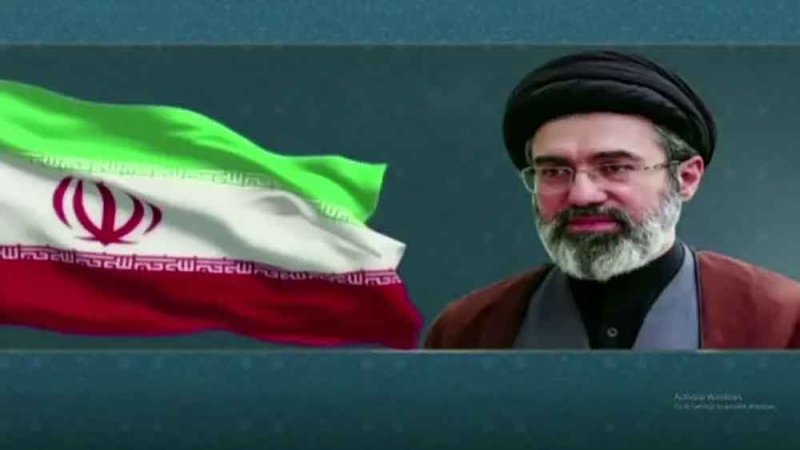 الحرس الثوري: مجتبى خامنئي منح الإذن بالتفاوض مع واشنطن