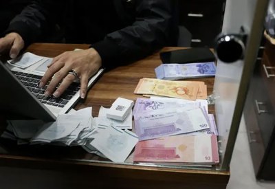 بلبلة بين السوريين حول العملة القديمة.. "المحلات لا تأخذها"