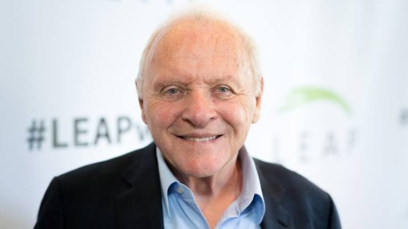 رسالة إعجاب من السير أنتوني هوبكنز إلى بطل “Breaking Bad”
