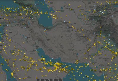 وكالة أوروبية توصي شركات الطيران بمواصلة تجنب المجال الجوي لإيران