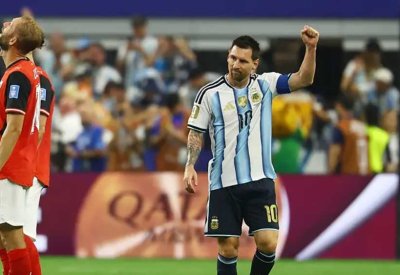 بعد يومين من تحقيق رقمه القياسي.. ميسي يحتفل بعيد ميلاده الـ39