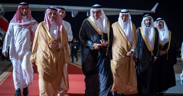 وزير خارجية المملكة العربية السعودية الشقيقة يصل إلى البلاد