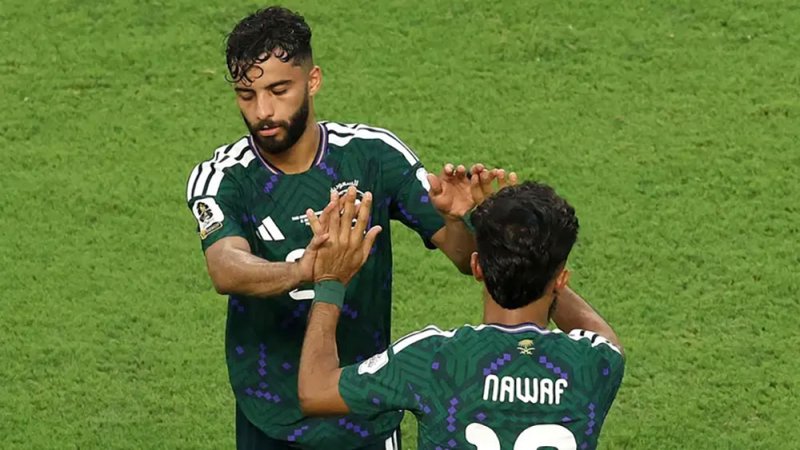 نواف بوشل: تأهل السعودية أفضل رد على الانتقادات