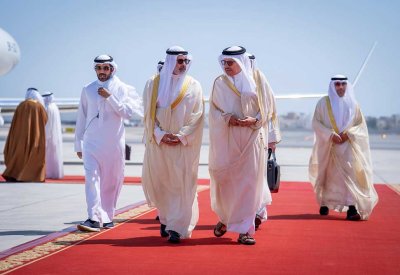 وزير الخارجية في دولة الكويت يصل إلى البلاد