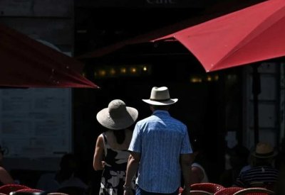 فرنسا توقف مفاعلين نوويين احترازيا وسط موجة الحر