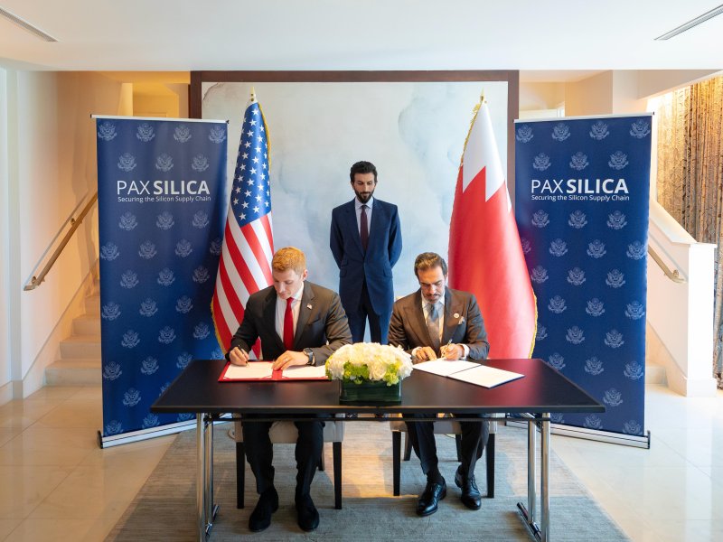 توقيع البيان المشترك بشأن شراكة فرص الذكاء الاصطناعي بين مملكة البحرين والولايات المتحدة الأميركية