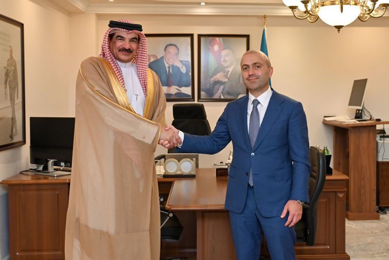 الأمين العام لمجلس النواب يبحث مع نظيره الأذربيجاني تعزيز التعاون في الذكاء الاصطناعي والبرلمان الأخضر