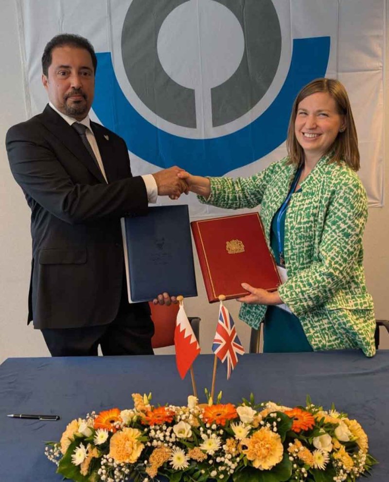 البحرين والمملكة المتحدة توقعان اتفاقية لتعزيز التعاون الجمركي على هامش اجتماعات منظمة الجمارك العالمية
