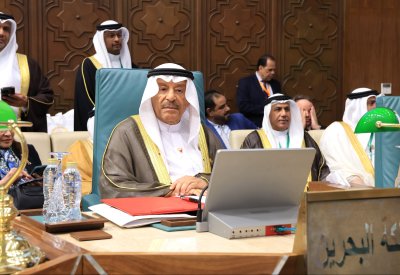 رئيس مجلس الشورى: البحرين بقيادة الملك المعظم تتمسك بنهجها الثابت والمبادئ الوطنية الرصينة في صون سيادة الدول ودعم المساعي الدبلوماسية لنشر ثقافة السلام والحوار والتعايش