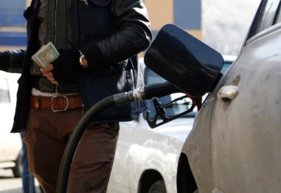 سوريا تخفض أسعار البنزين والديزل والغاز 20%