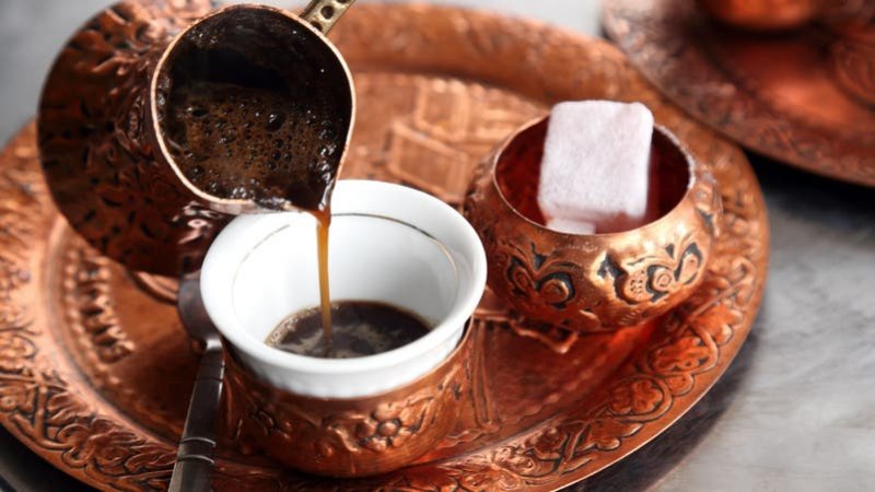 أسعار القهوة في ألمانيا تتراجع بعد موجة ارتفاعات حادة