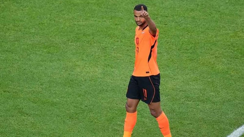 رغم فقدان طفله قبل الولادة.. غاكبو يبقى في كأس العالم لمواجهة المغرب