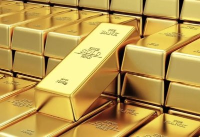 الذهب يهبط مع صعود النفط بفعل التوتر الأميركي الإيراني