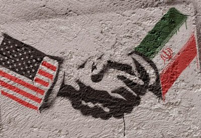 واشنطن وطهران تتفقان على وقف الهجمات واستئناف المحادثات