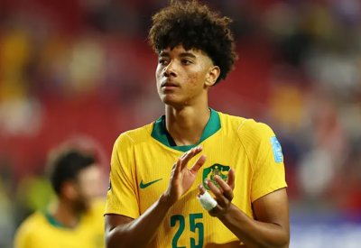 مراهق أسترالي يتوعد محمد صلاح