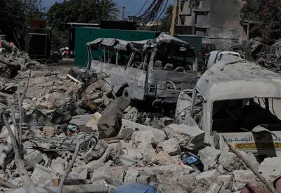 الجيش الإسرائيلي يهاجم 3 مقرات لحزب الله.. وينشر فيديو