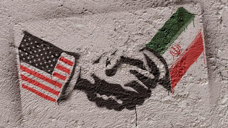 واشنطن وطهران تتفقان على وقف الهجمات واستئناف المحادثات