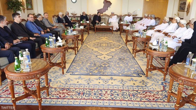 إيران وعمان تعقدان أول اجتماع للجنة المشتركة بشأن مضيق هرمز