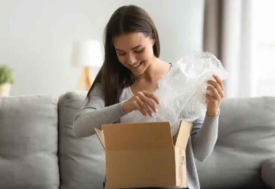 الأسواق تترقب تداعيات تطبيق الضريبة الأوروبية على الطرود المستوردة