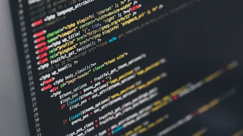 "Cursor" تطلق تطبيقًا للهواتف يتيح إدارة وكلاء البرمجة بالذكاء الاصطناعي من أي مكان