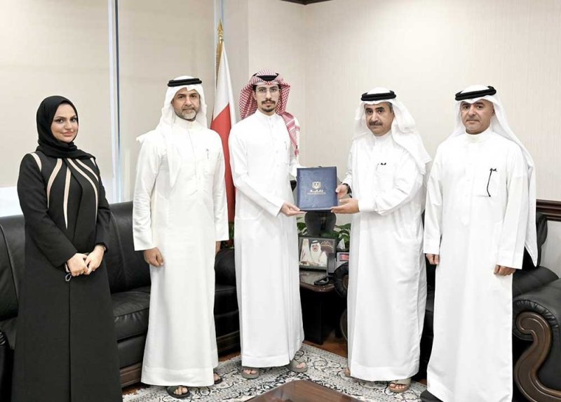 النائب العام يتسلم تقرير مبادرة رعاية للنصف الأول من العام الجاري
