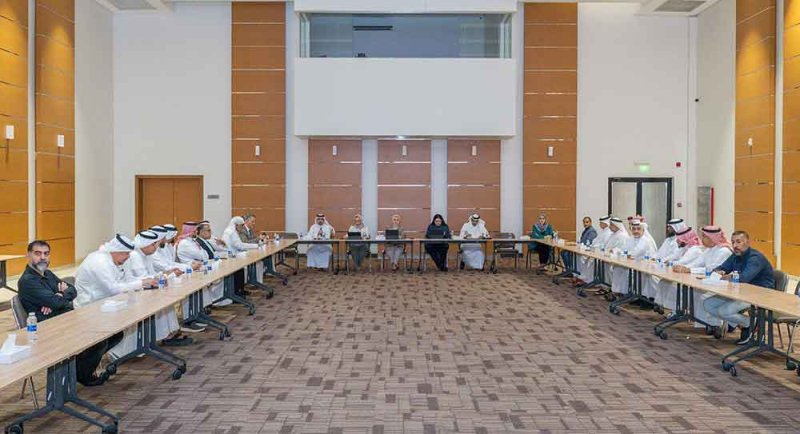 وزيرة شؤون الشباب تترأس اجتماع لجنة التعاون بين وزارة شؤون الشباب ومراكز تمكين الشباب